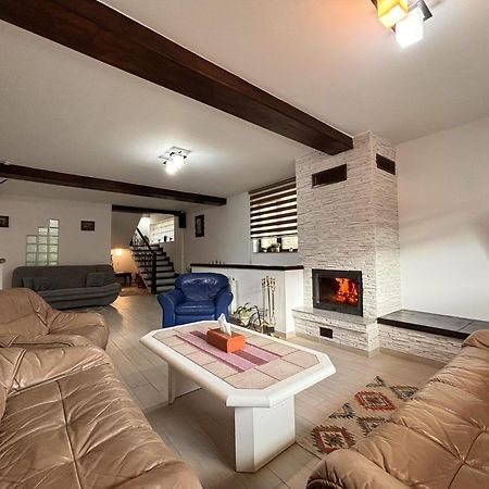 Skyline Villa Азуга Экстерьер фото