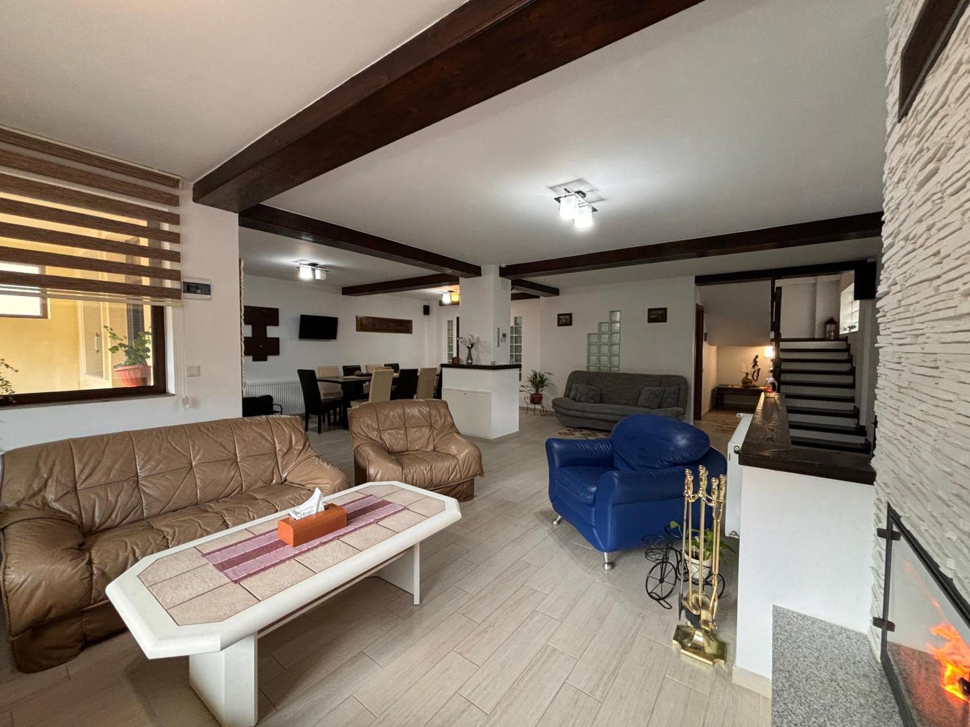 Skyline Villa Азуга Экстерьер фото